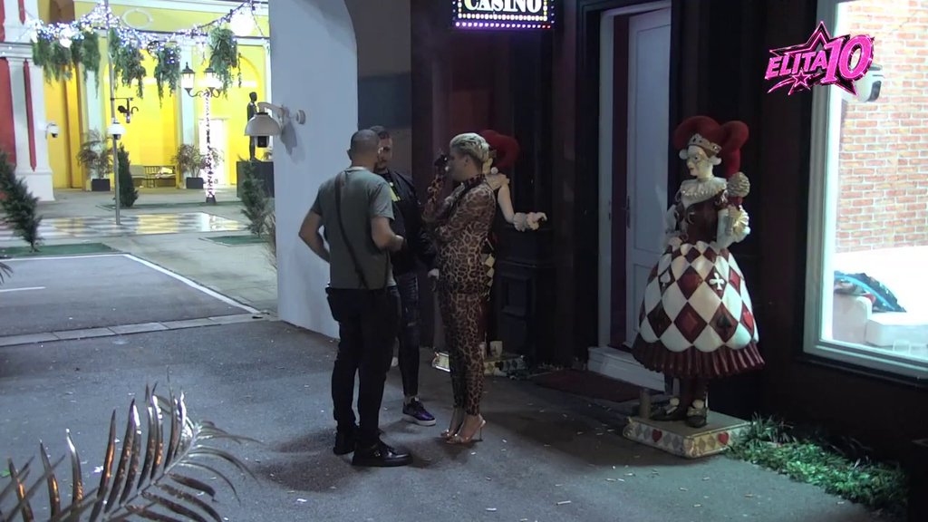 Pipkao ga pred Terzom: Uroš se bacio u akciju osvajanja Milana, pa mu poručio da ga podseća na Boru Santanu (VIDEO)