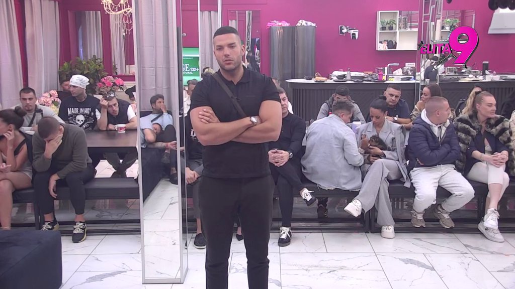 Dve šut-karte o jednoj noći: Anđelo i Ivan otpisali Saru Stojanović! (VIDEO)