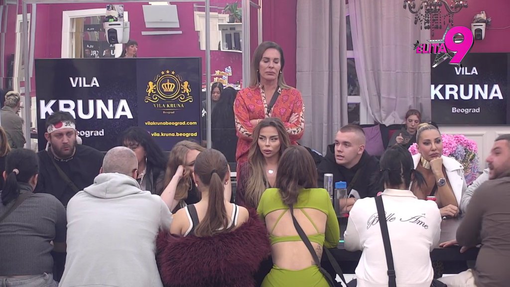 Vaško, smrdljušo, odmah bukiraj dve tablete za dan posle: Kačavenda vinula Asmina u nebesa, pa obrisala patos s Aneli Ahmić (VIDEO)