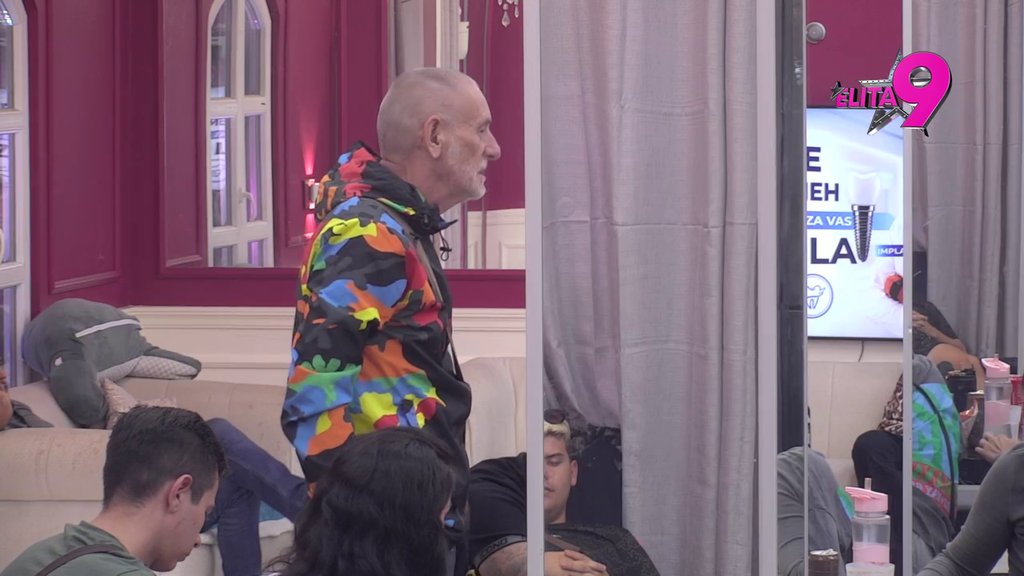 Asmin priznao da mu i dalje ozvanjaju Majine reči, učesnici ne vide trunku ljubavi u njihovoj vezi: Lupiće ih šamar realnosti kad vide roditelje! (VIDEO)
