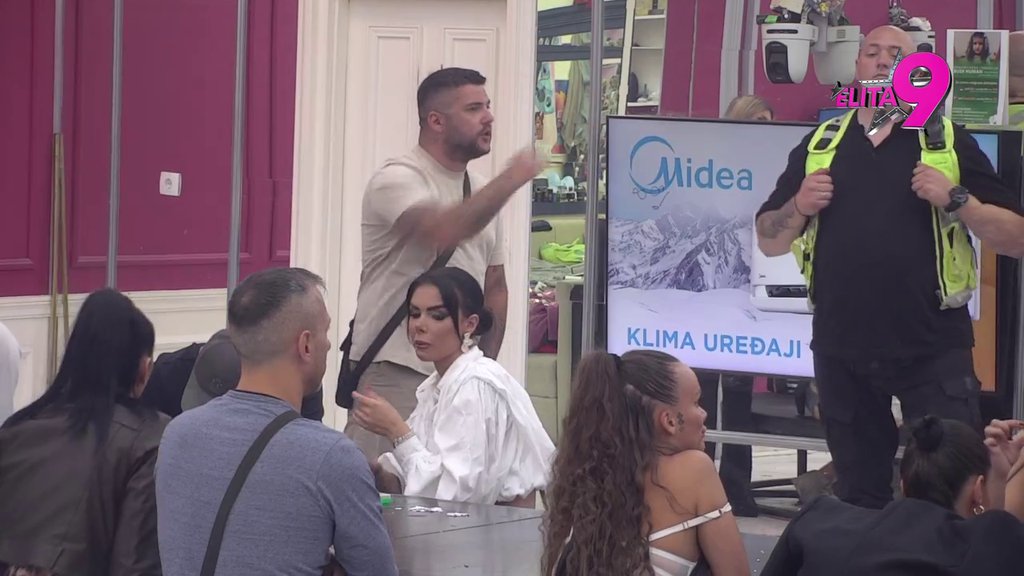 Skinite cuclu s bubice, ne blamirajte dete: Asmin demolirao Hanu i Nerija, Aneli se ponovo ogradila od sestrića: Ne provlači Ahmiće, on se preziva Ružanji (VIDEO)