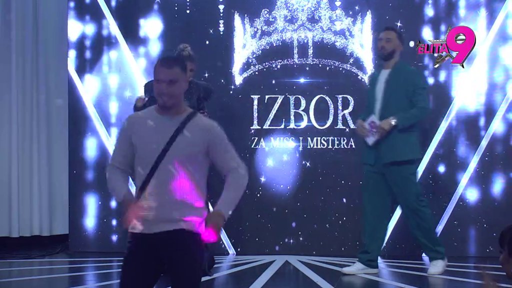 Sve puca od mišica: Devojke ne trepću dok gledaju zgodno telo Viktora Gagića! (VIDEO)