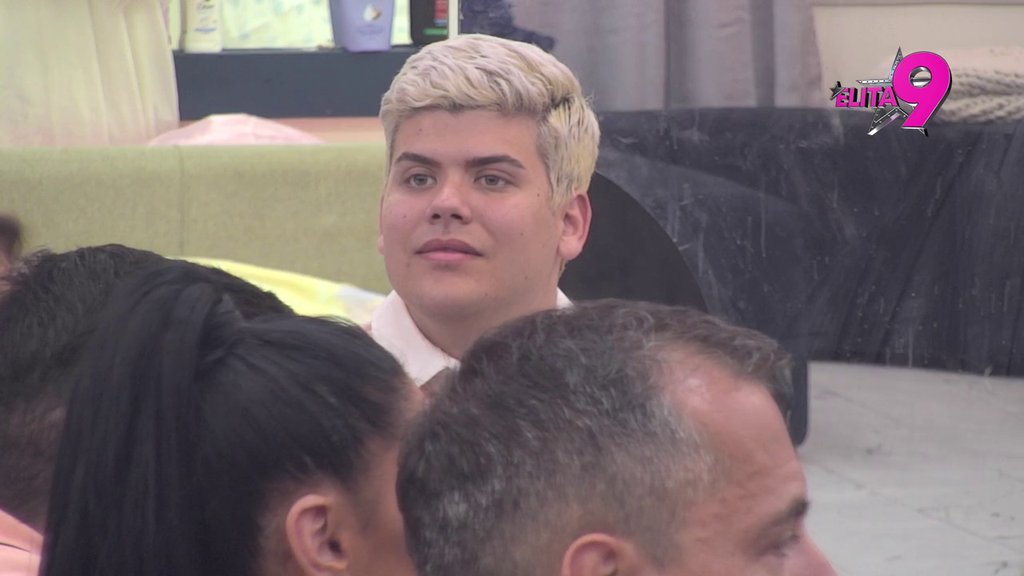 Unakazio ih je i treba da ih gazi: Terzi pukao film, urliče na sve koji ćute Urošu Staniću! (VIDEO)