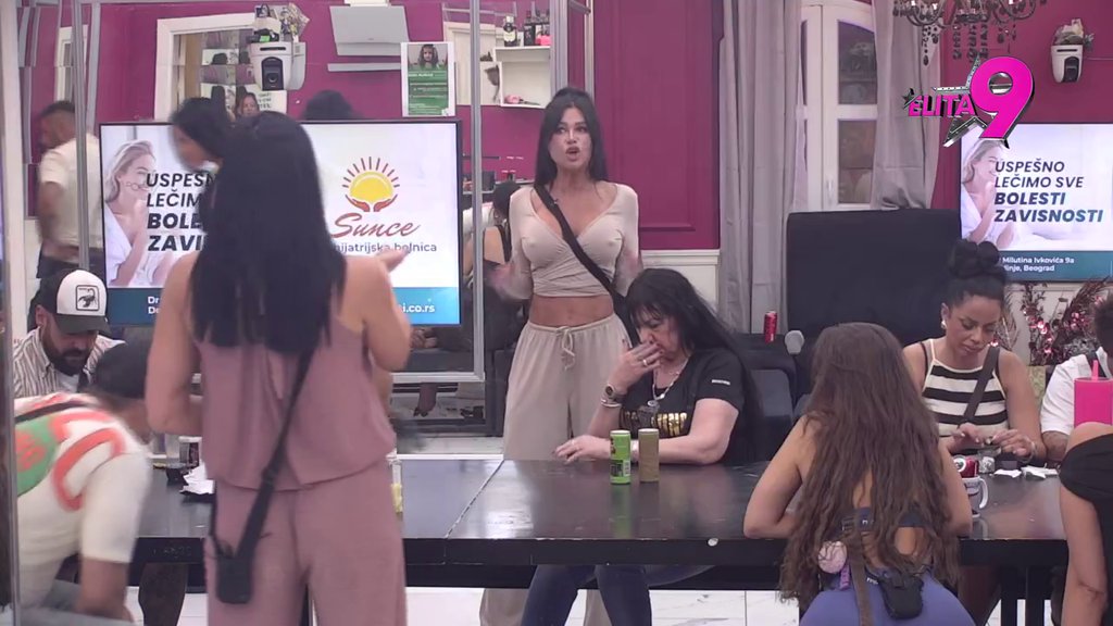 Haos za stolom! Jakšićka i Stanija oči u oči, Aleksandra pokazala sujetu prema Dobrojevićevoj zbog Anđela Rankovića (VIDEO)