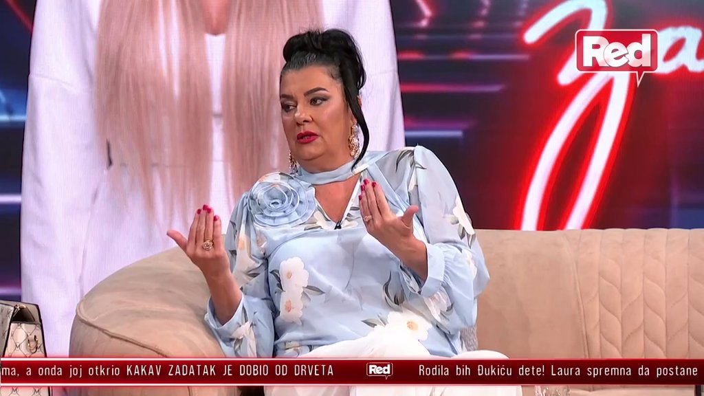 Saška Karan rešeta bez milosti: Žestoko urnisala Aneli zbog Cara i Đukića, pljušte prozivke kao lude! (VIDEO)