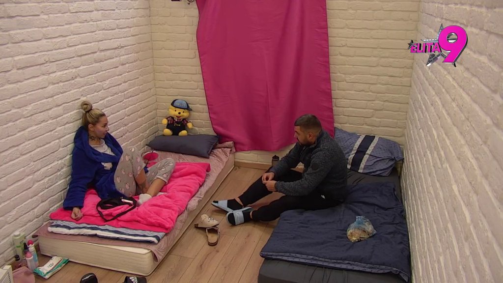 ONA JE NEBITNA: Aneli dobila ospice na pomen Stanijinog imena, Asmin joj bez PARDONA odbrusio! (VIDEO)