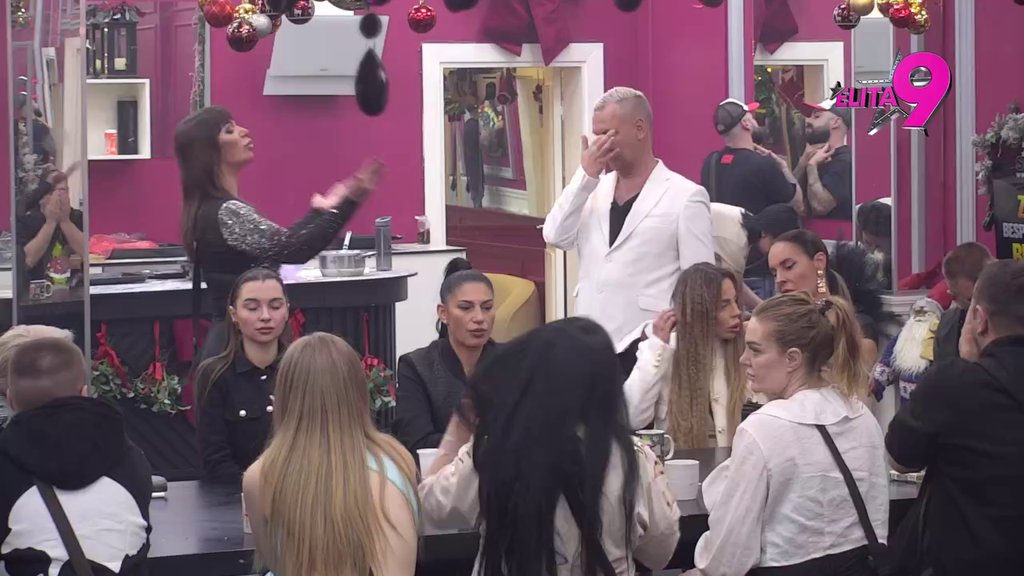To je najgora stvar koja se desila u Eliti: Janjuš ne može da veruje šta je Aneli danas uradila, ovim potezom ga ostavila bez teksta! (VIDEO)