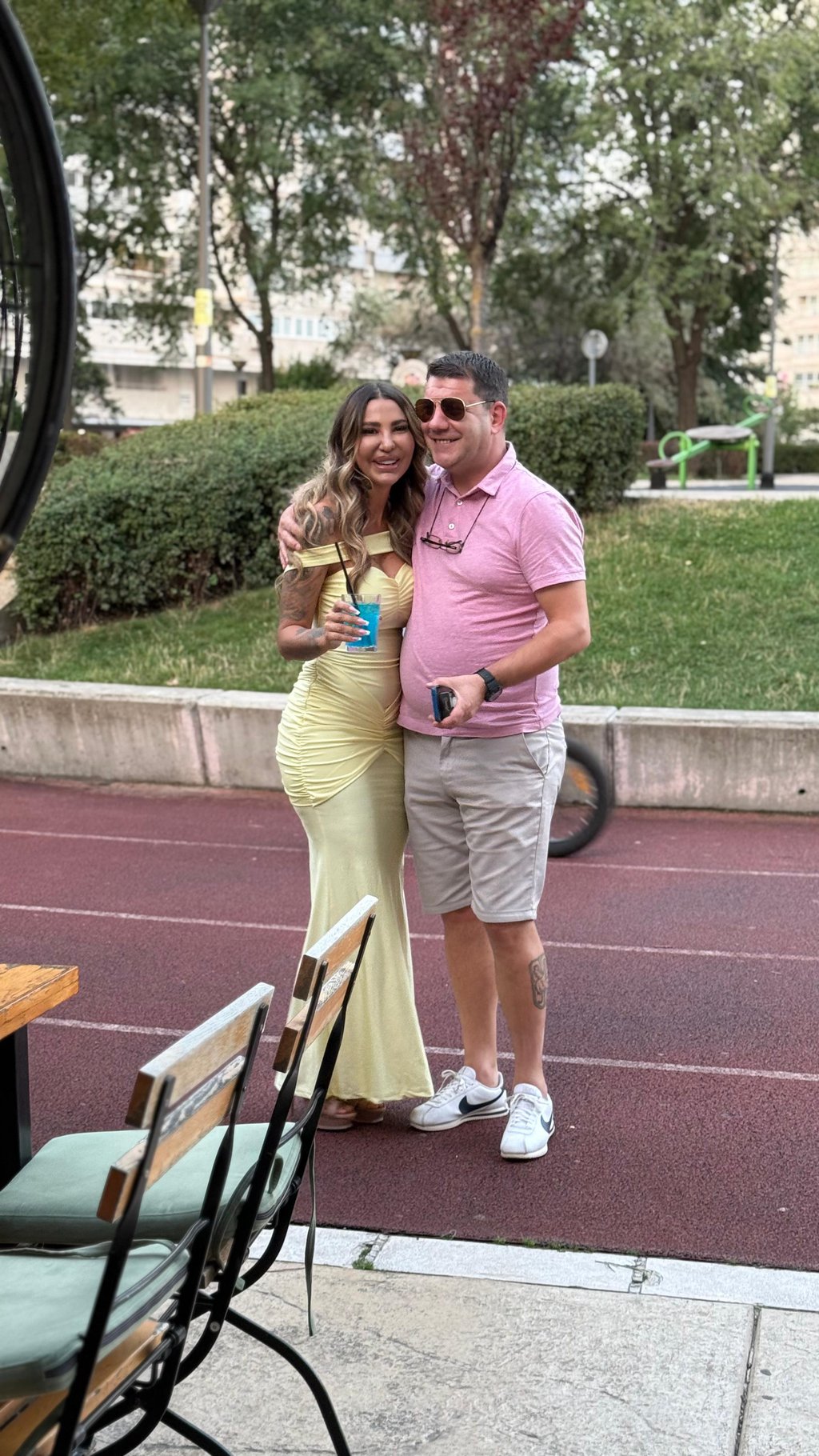 Ivan Marinković stigao na proslavu Anelinog rođendana! Progovorio o navodnom SRČANOM UDARU koji je imala Miljana, pa potkagio Gocu Tržan: NADAM SE DA ĆE SE UDOSTOJITI...