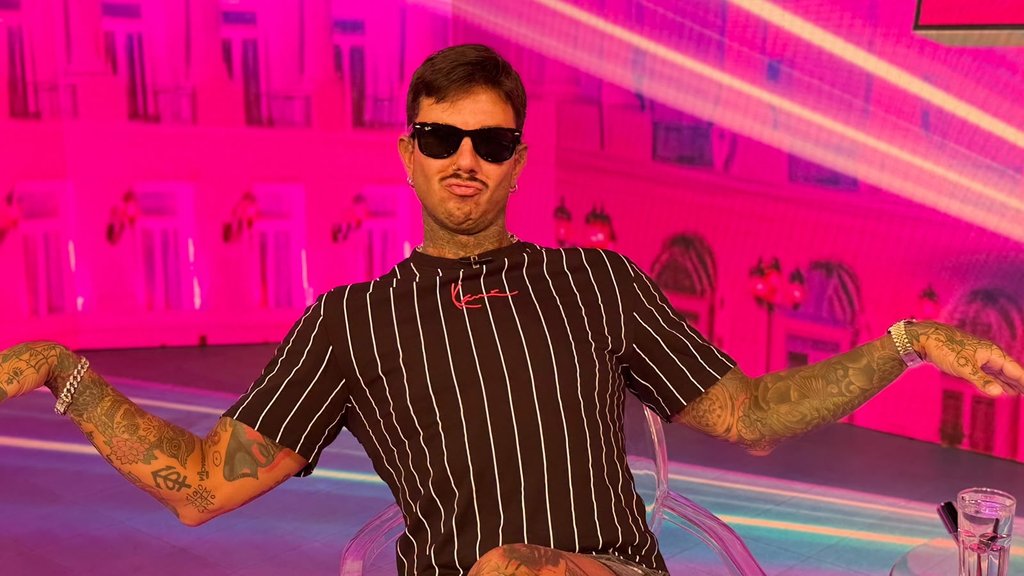 Može da radi šta hoće... Filip prokomentarisao navode da je Aneli u vezi sa Stefanom Karićem, pa progovorio o Lores: Bio sam zaljubljen u nju (VIDEO)
