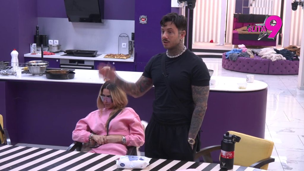 On bi pristao na sve, pustio je Teodoru da radi šta hoće... Filip se otvoreno suprotstavio Bebici, pa ga ponizio kao nikad! (VIDEO)