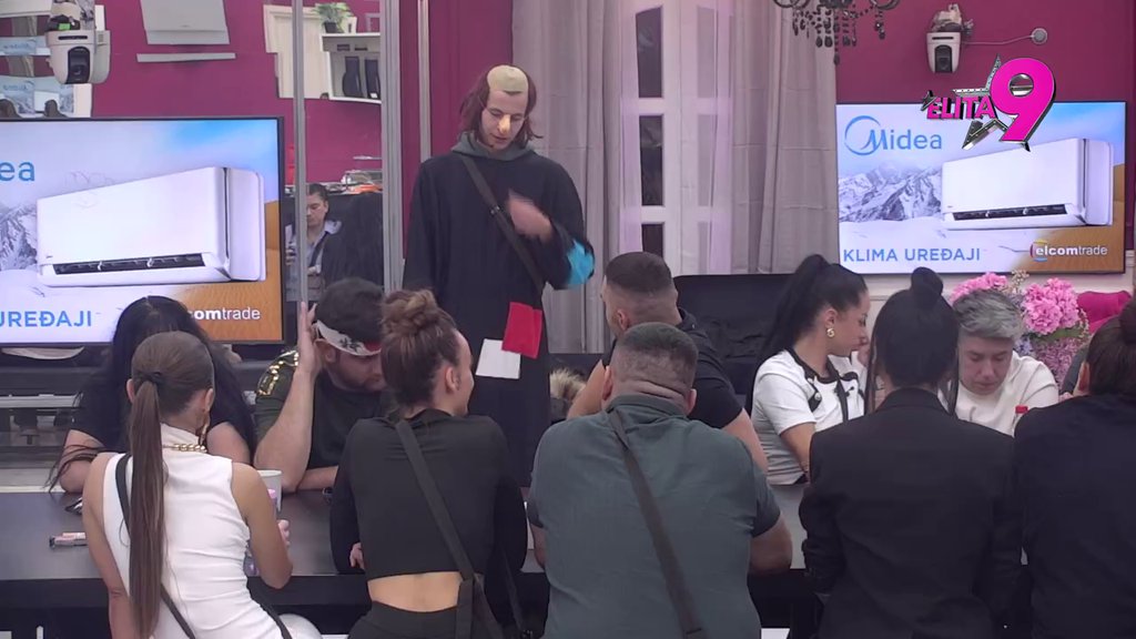 Putevi su nam se razišli: Matora ni dan danas ne zna zbog čega joj je Vanja okrenula leđa, ona joj sasula istinu u lice! (VIDEO)