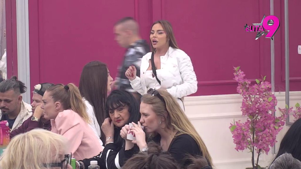 RAT OKO JANJUŠA: Kačavenda i Jakšićka sasule jedna drugoj sve u lice, pljušte uvrede, Miljana i Vanja ubeđene u jedno  (VIDEO)