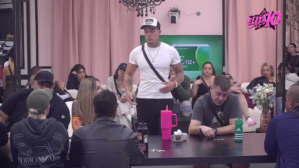 Treba malo da kontrolišeš emocije: Jasenka jedina podržala vezu Aneli i Đukića, pa Leon žestoko potkačio Filipovu muškost! (VIDEO)