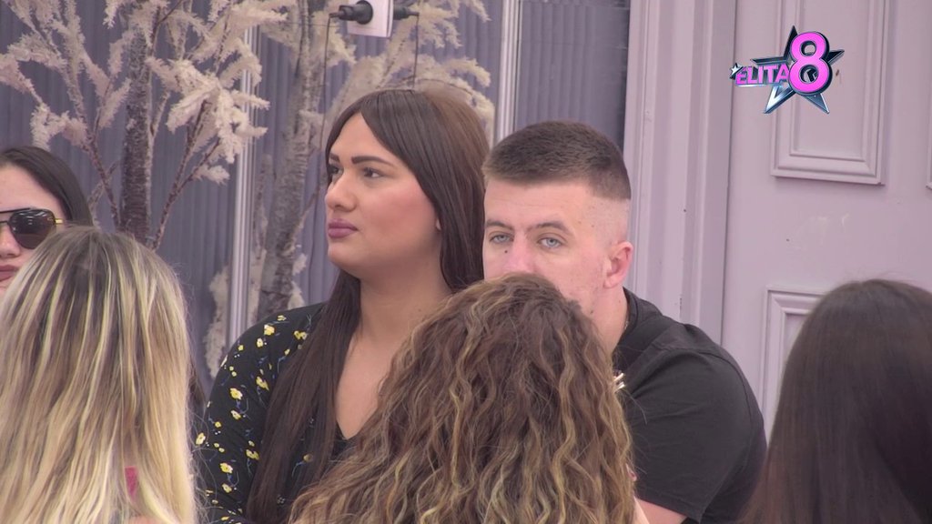 NISKO SI PALA: Kačavenda komentarima obrisala pod s Anom, sasula joj sve u lice, pa je ponizila zbog nepoštovanja svoje majke! (VIDEO)