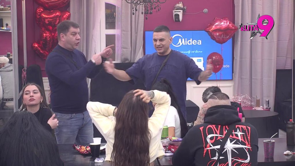 Pala joj roletna: Matora poludela jer pričaju da je loš čovek, nakon haosa sa Janjušem samo Dragana stala uz nju! (VIDEO)