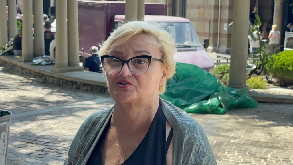 Uroš je bio za to da je smesti u dom, ONA TO NIJE ŽELELA: Milica Dugalić za Pink.rs iznela ŠOKANTNE detalje iz Žižinog života, nikog nije štedela: Srce mi je zastalo kad sam videla desetak ljudi, NEKA SE STIDE! (VIDEO)