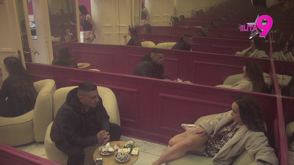 NE PRESTAJU: Matatonska rasrava Bebice i Teodore, ona nastavilja da ga ponižava (VIDEO)