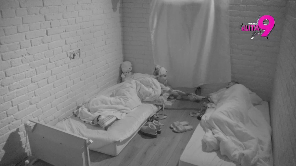 Sad je sve jasno: Asmin igra igru na dva fronta, jednim potezom otopio i Anelino srce (VIDEO)