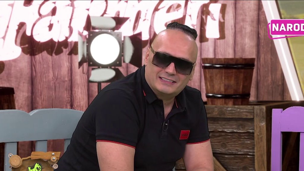 Uživo od 20h na Narodnoj televiziji: U emisiju FARMERI - NAROD PITA stižu Sale Luks i Boža Džons! VEČERAS ĆE GORETI STUDIO!