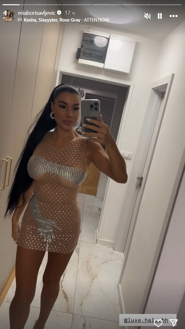 POKAZALA IZVAJANO TELO: Mia Borislavljević obukla haljinu koja je ZAPALILA društvene mreće! Izazovnija nego ikad! (FOTO)