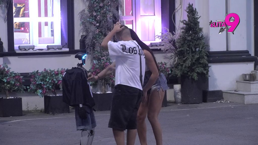 Voli me, a se*e: Filip uveren da je Aneli totalno odlepila za njim, ona ne prestaje da mu prebacuje zbog pijanstva! (VIDEO)