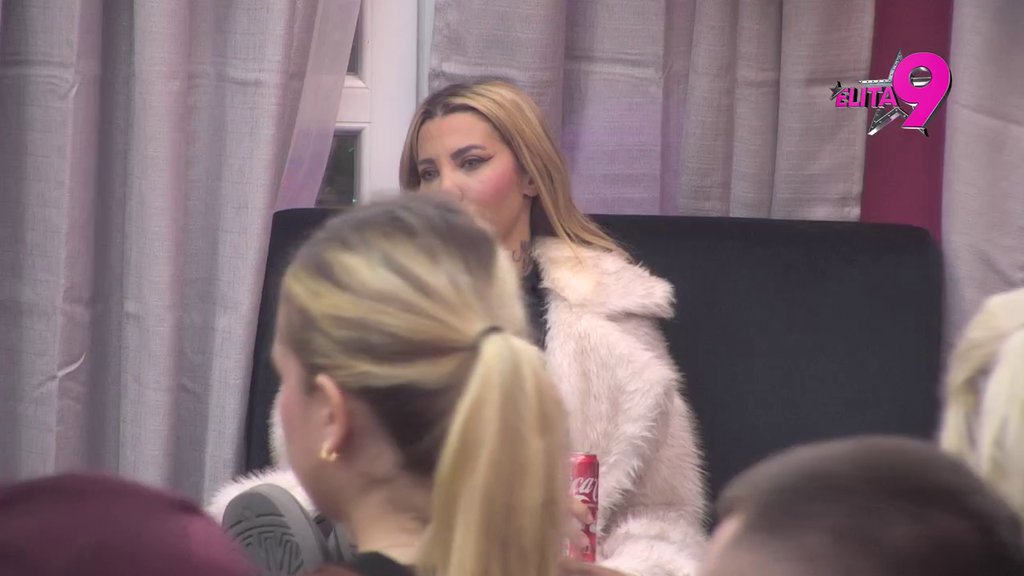 Znala sam da neće stati iza mene: Alibaba i Aneli na meti žestokih komentara, Durdžić ne prestaje da se pere od njihove vrele noći! (VIDEO)