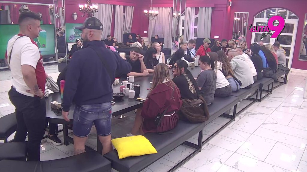 Da sam slušao Miću, Terzu i Stefana Karića, sada bih... Luka zažalio što nije poslušao prijatelje kada su ga savetovali  o Aneli! (VIDEO)