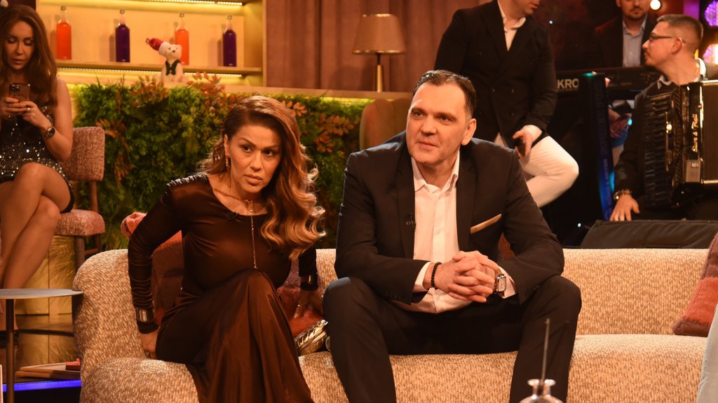 KIJA SE HITNO OGLASILA ZBOG KASPERA, ZAINTRIGIRALA SVE! Otkriveno da li su se muvali: Prvo da vidimo da li će Minu da ženi, imam njegov broj...