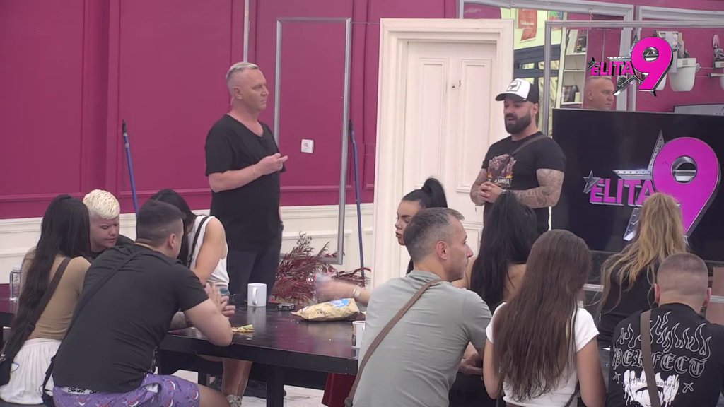 PITA SE OD ČEGA ĆE SANDRA DA ŽIVI, A NE JA: Luka priznao da je ogorčen na oca jer uporno ide protiv njegove sreće, pa progovorio o Bajinim DVOSTRUKIM ARŠINIMA: AKO JE ANITA LOŠA, LOŠ SAM I JA! (VIDEO)