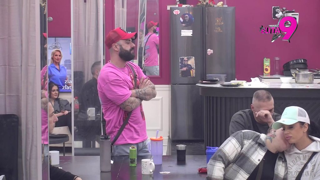 Brutalna vređalica aktivirana: Bukti nikad žešći karambol Anite i Aneli, pale nikad teže optužbe i prozivke! (VIDEO)