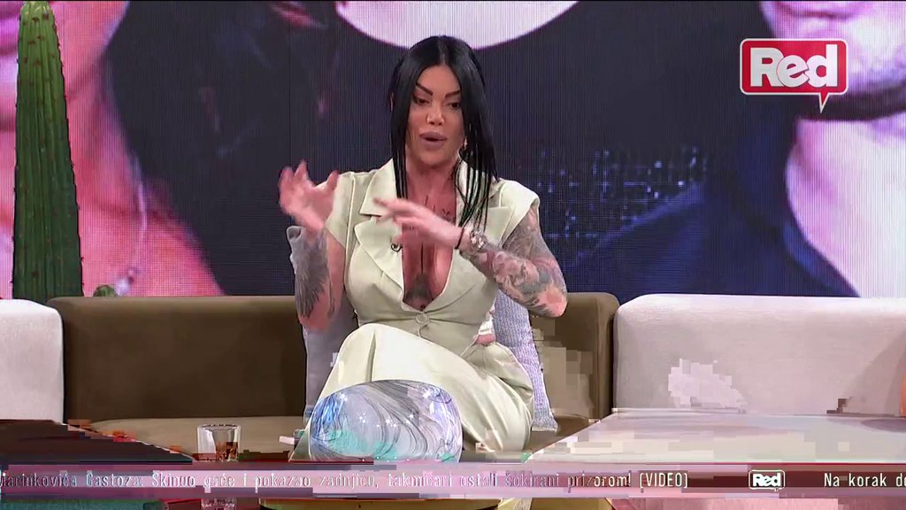 OPET ĆE BITI POVREĐENA I IZIGRANA: Vanja Živić nazvala Matoru OVCOM, smatra da će je Dragana odvesti u sunovrat, kivna na drugaricu jer se nije OPAMETILA! (VIDEO)