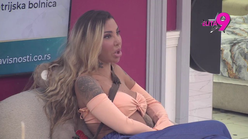NI NA ROĐENDAN MU NE BIH DOŠLA: Aneli odlepila na Filipa zbog Lores, od nemoći krenula da mu upućuje uvrede! (VIDEO)