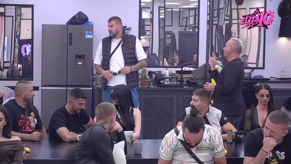 Nisam sigurna da ništa nisu imali: Anđela i Janjuš priznali da ne veruju Sandri, ona menja boje poput semafora! (VIDEO)