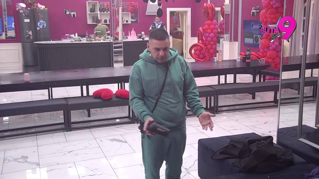 OVO NEMA NIGDE! Filip i Teodora zajedničkim snagama mole Bebicu da porazgovaraju o problemima! (VIDEO)