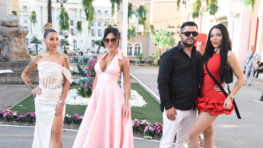 ONA JE NAJVEĆI GUBITNIK: Zorica Marković istakla da je Aneli izvukla najdeblji kraj u ljubavnom četvorouglu, oplela po vezi Maje i Asmina, pa izanalizirala Staniju: MENJALA JE ISKAZE... (VIDEO)