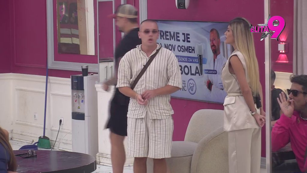 Dokazalo se kako je Asmin preko mene slao Maji čokoladice: Dačo se suočio sa svojim uspomenama, učesnici ga ismevali (VIDEO)