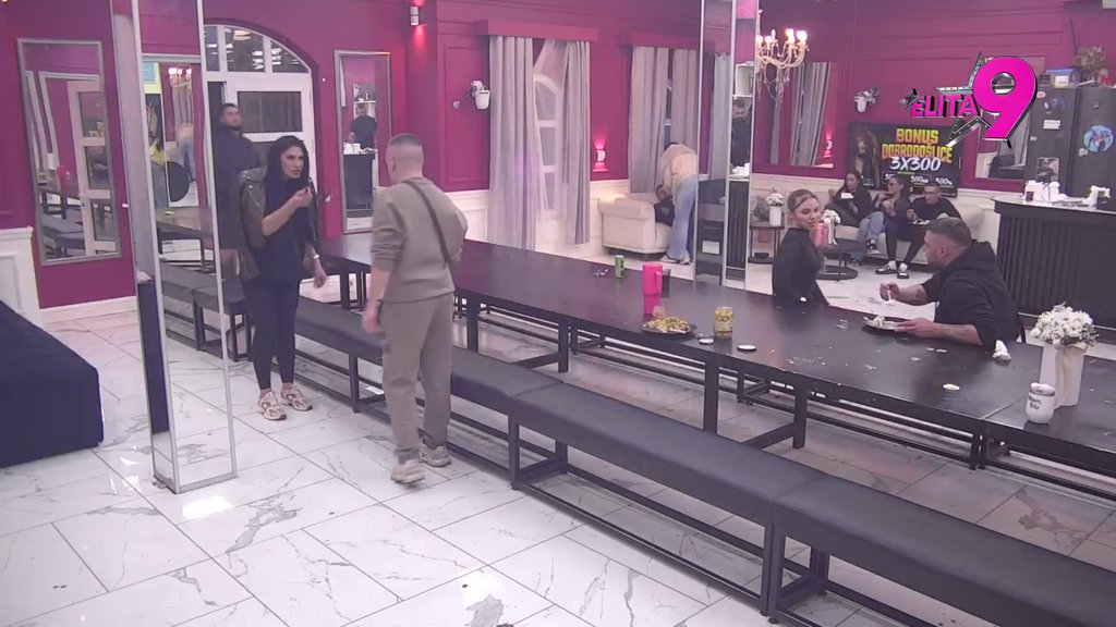 Jakšićka priznala da bi bila INTIMNA sa Anđelom! Dača je urnisao, ona mu poručila: Tata će da ti čupa uši! (VIDEO)