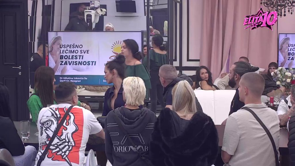 Njeni će me prihvatiti na keca, učesnici nam zavide na vezi: Milan puca od samopouzdanja, uveren da mu Rada slepo veruje, pa na njene oči muva druge učesnice! (VIDEO)