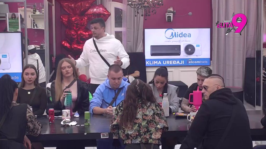 Stigao sud Bore Terze! Urnisao Bebicu, Anđelo hoće da se iskobelja: Ako se oni spajaju, ne mogu ih razdvajati (VIDEO)