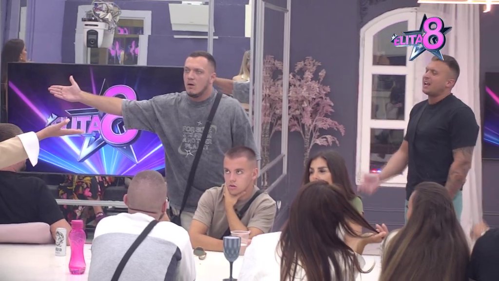 Anđela bljuje vatru na Karića: Doživela pomračenje jer Gastoza svi vole nakon raskida, pa ga urnisala kao nikad do sad! (VIDEO)