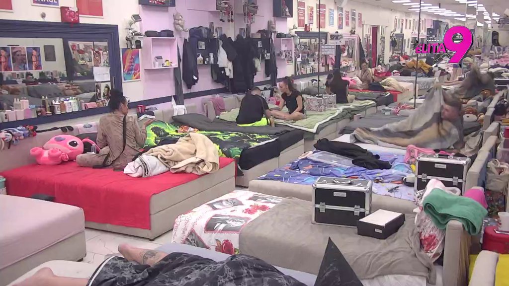 Nova drama u spavaćoj sobi! Maja izmarškala Asmina, pljušte prozivke (VIDEO)