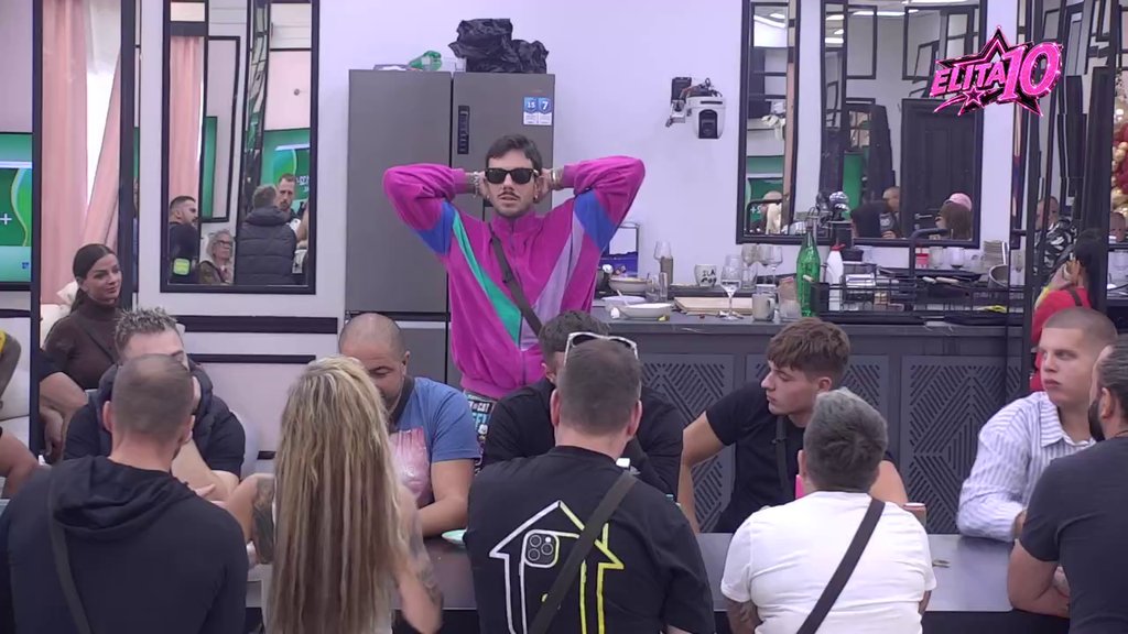 RAT NA VIŠE FRONTOVA: Ivan zaratio sa Anđelom, a onda je usledilo suočavanje Dače i Đukića: Cicibanu mali, sedi tu (VIDEO)