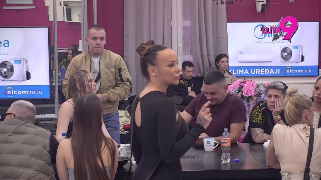 Karambol: Dača unakazio Teodoru i Bebicu, umešala se Kačavenda u rat i nastala poptuna kataklizma! (VIDEO)