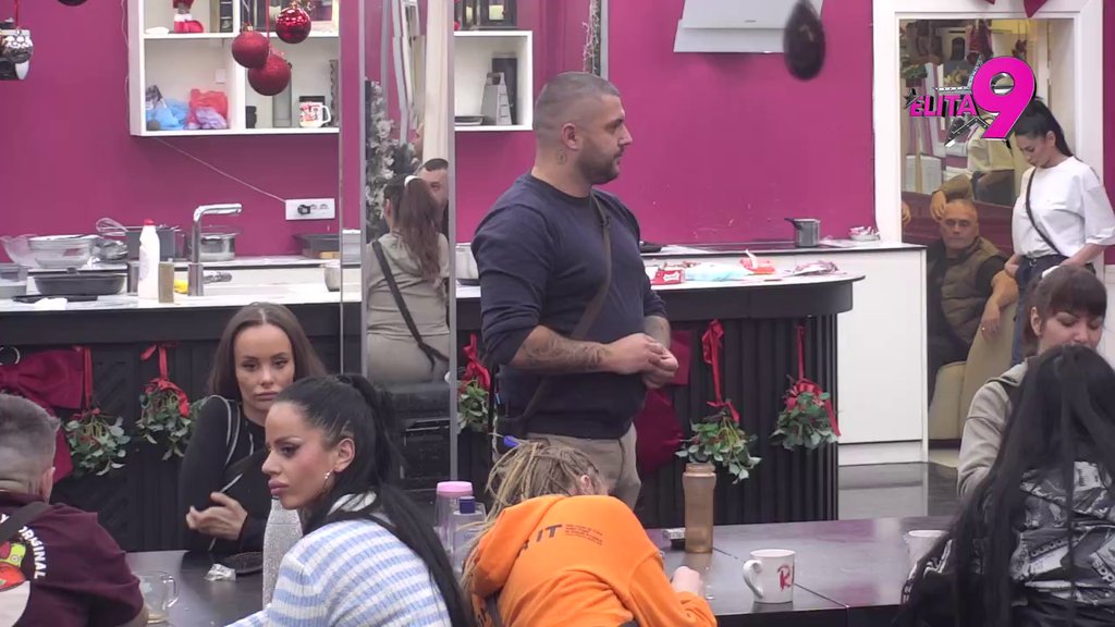 Nikada nisam bila sujetna: Aneli ne prihvata negativnu titulu, Rada imitacijom bacila takmičare u trans! (VIDEO)