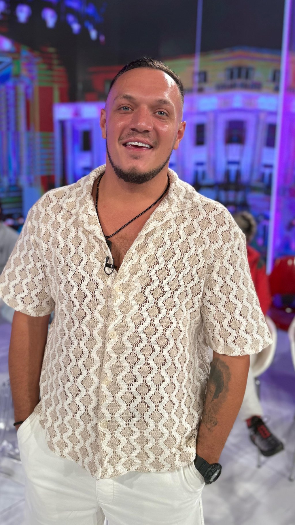 JOŠ DESET MINUTA DO SUPERFINALA! Od novca zbog pobede u Eliti sam rešio probleme u životu! Godinu dana posle trijumfa Gastoz pozvao svoje fanove da glasaju za OVOG UČESNIKA: On je čovek sa velikom dušom!
