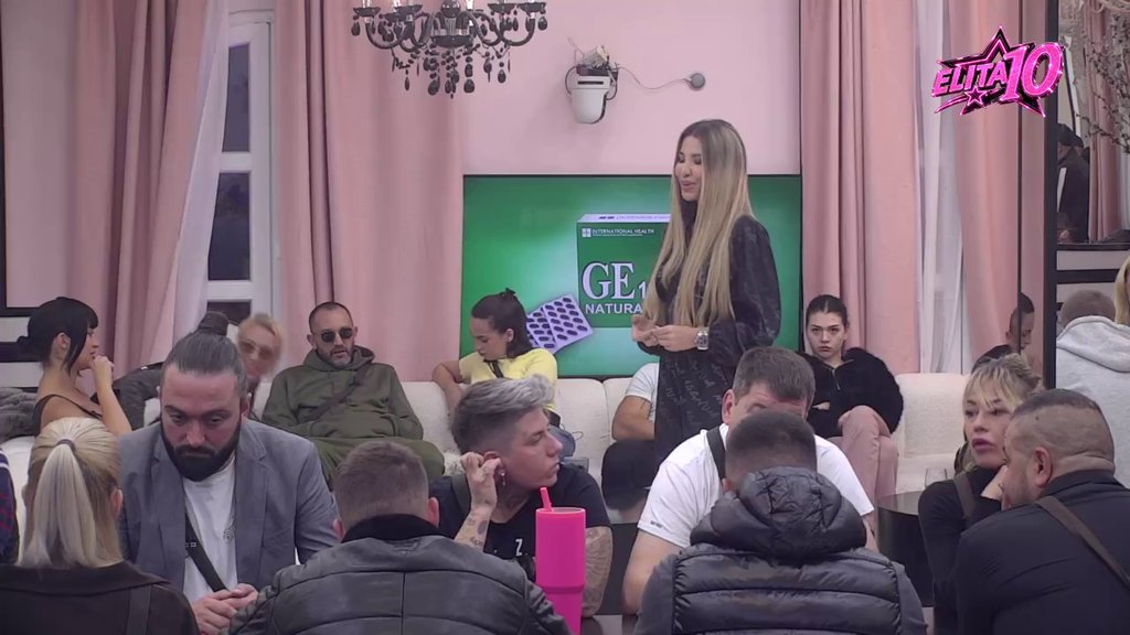 Haos u Eliti: Caru zasmetao Anelin odgovor i peckanje Đukića, izvređao je kao nikad! (VIDEO)