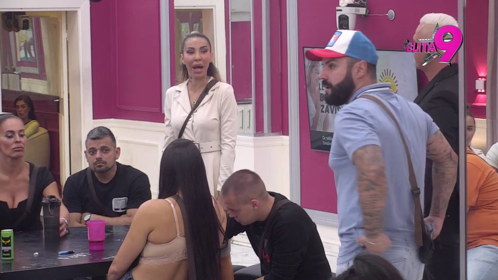 IZAZVALA RUSVAJ! Aneli izabrala potrčke, njena ŠOK ODLUKA potpuno rasprametila učesnike! (VIDEO)