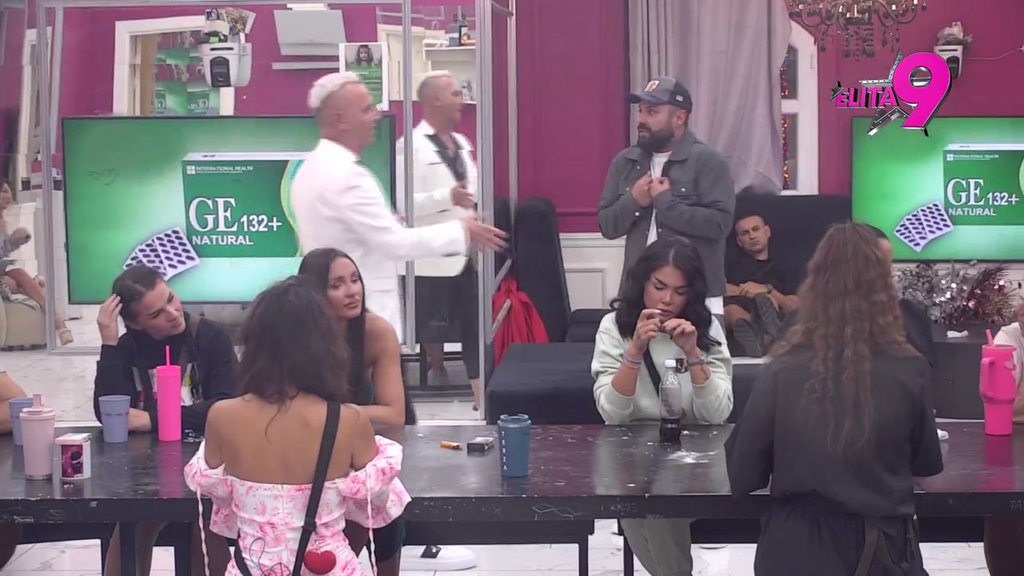 Nisu ostali imuni jedno na drugo: Luka i Anita do detalja opisuju Stanijin i Alibabin susret, popadale maske! (VIDEO)