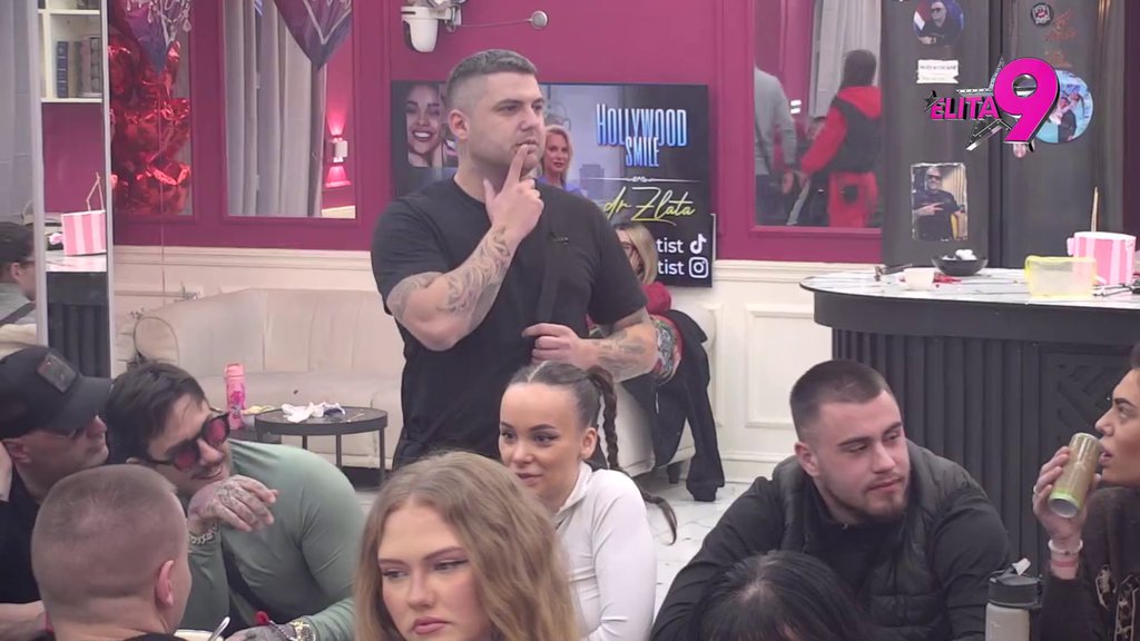 ONA SVE RADI SA NEKOM STRAŠĆU! Asmin udelio Mileni kompliment, Janjuš u svom stilu prokomentarisao bivšu drugaricu! (VIDEO)