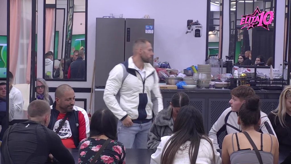 Poršelina priznala da želi sve da provocira do kraja rijalitija: JA SAM KRALJICA, GLEDAĆETE ME DO JULA! (VIDEO)